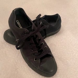 CONVERSE low top All black Womens 7